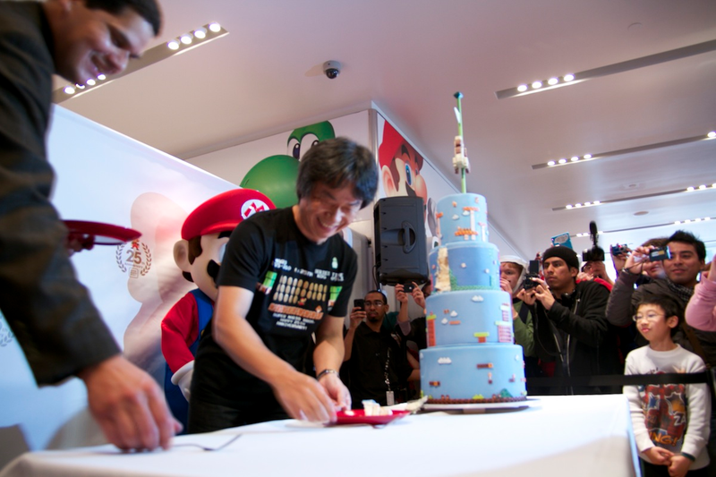 Illustration for article titled Super Mario Bros. World 8-Cake